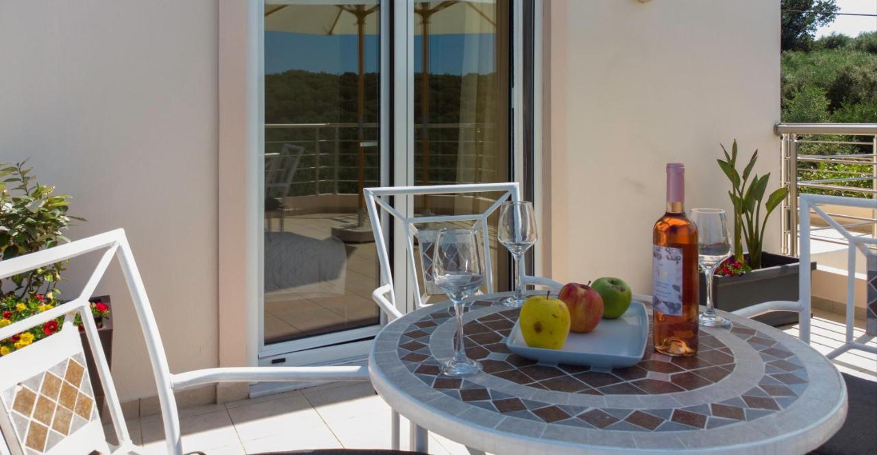 Villa Moma Palio Gerani Εξωτερικό φωτογραφία
