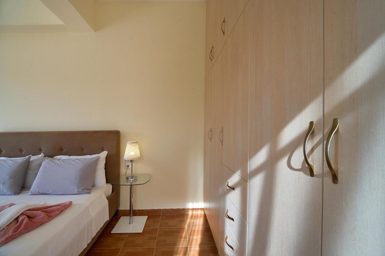 Villa Moma Palio Gerani Εξωτερικό φωτογραφία